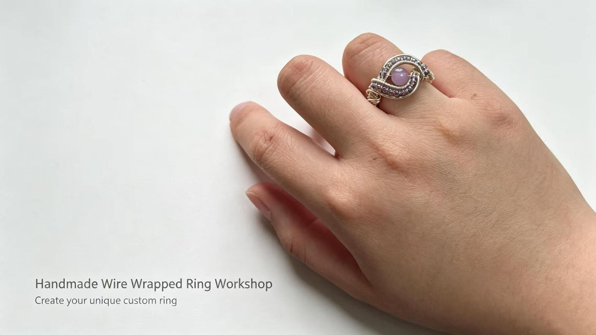 Wire-wrapped jewellery and workshop examples at O&E Art Craft Studio